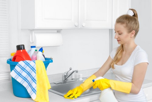 Kitchen and bathroom cleaning in an E8 property